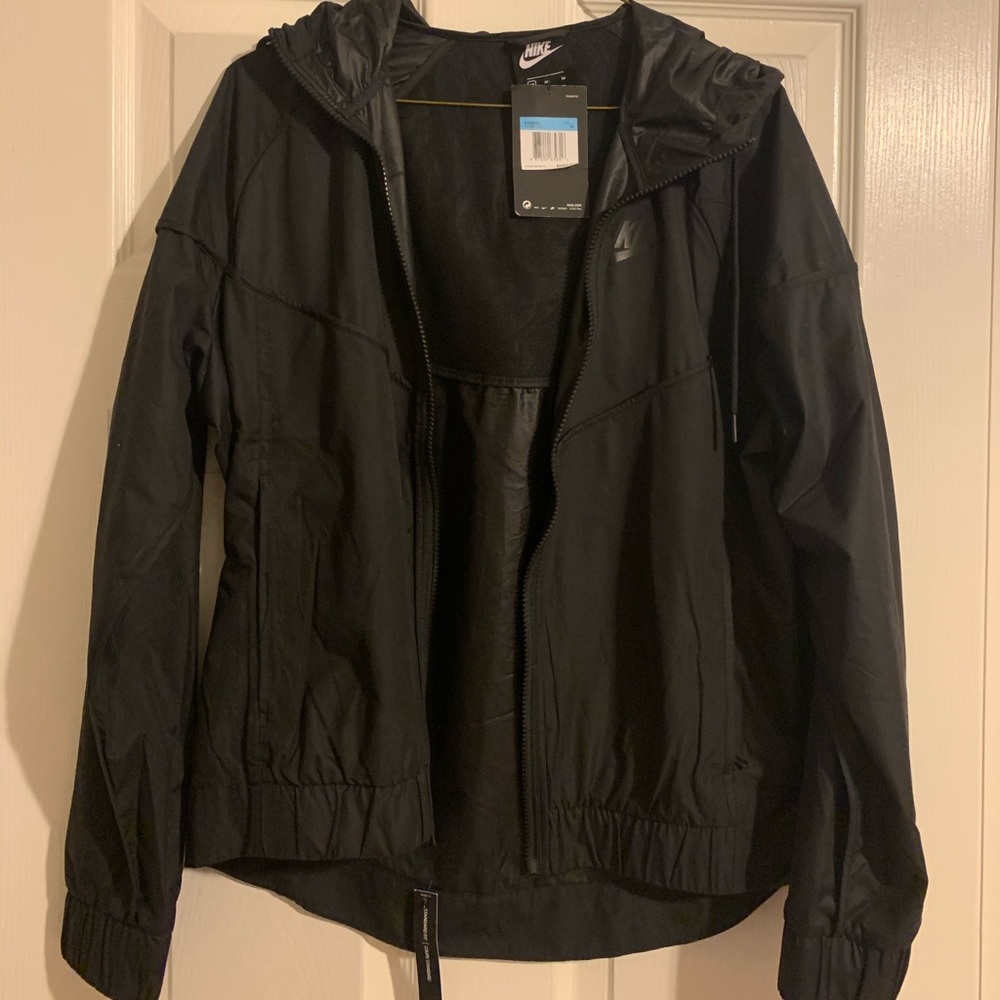nike rain jacket with hood! brand new, black